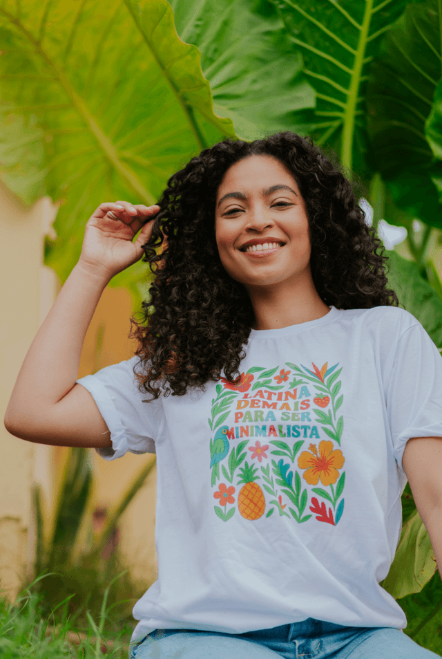 T-shirt Latina