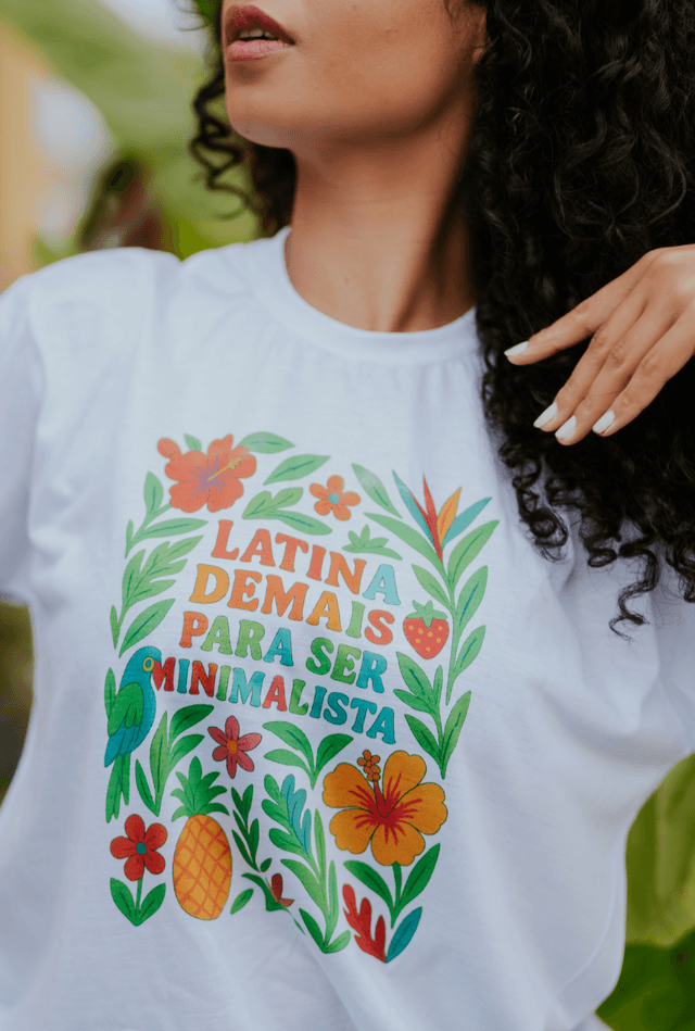 T-shirt Latina